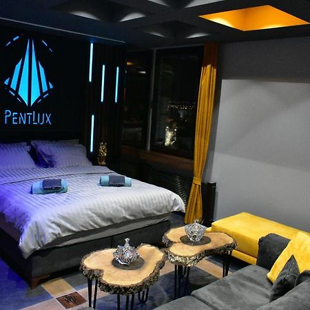 Pentlux - Spa Penthouse In The Heart Of סקופיה מראה חיצוני תמונה