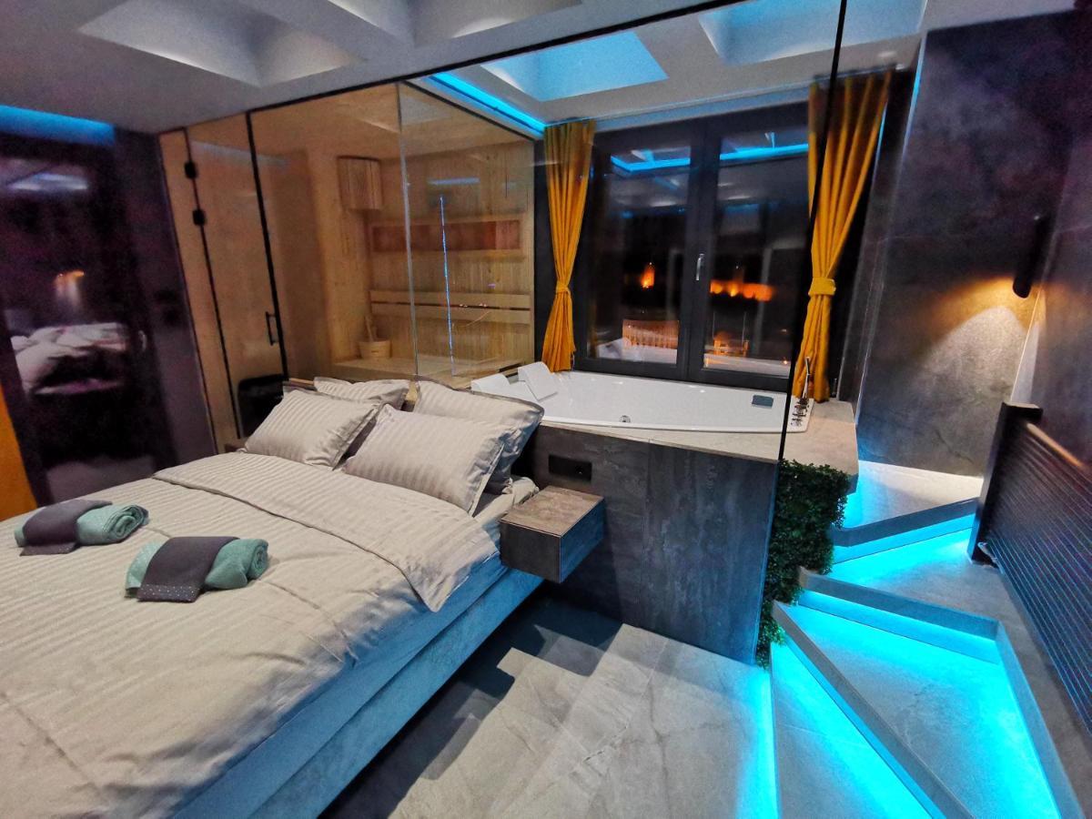 Pentlux - Spa Penthouse In The Heart Of סקופיה מראה חיצוני תמונה