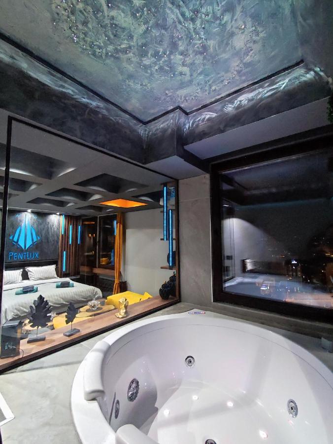 Pentlux - Spa Penthouse In The Heart Of סקופיה מראה חיצוני תמונה